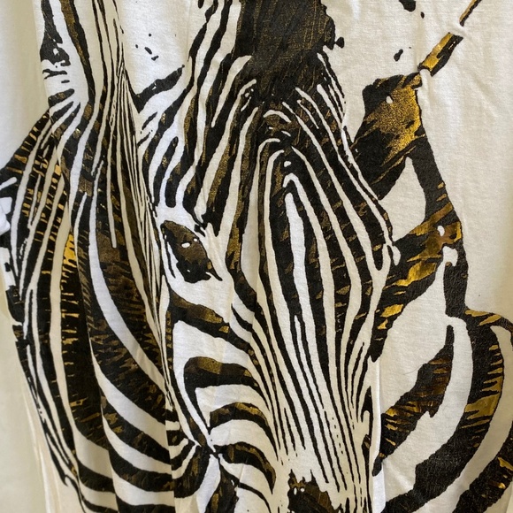 Zebra Shirt Top Size: Medium - Picture 5 of 6
